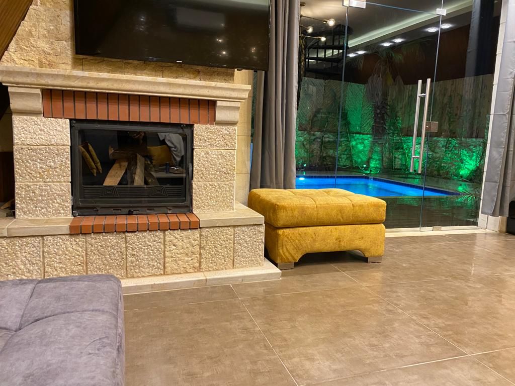 Chalets with Private Pools – Deir el Zahrane, South