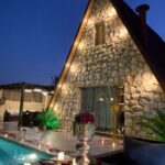 Chalets with Private Pools – Deir el Zahrane, South