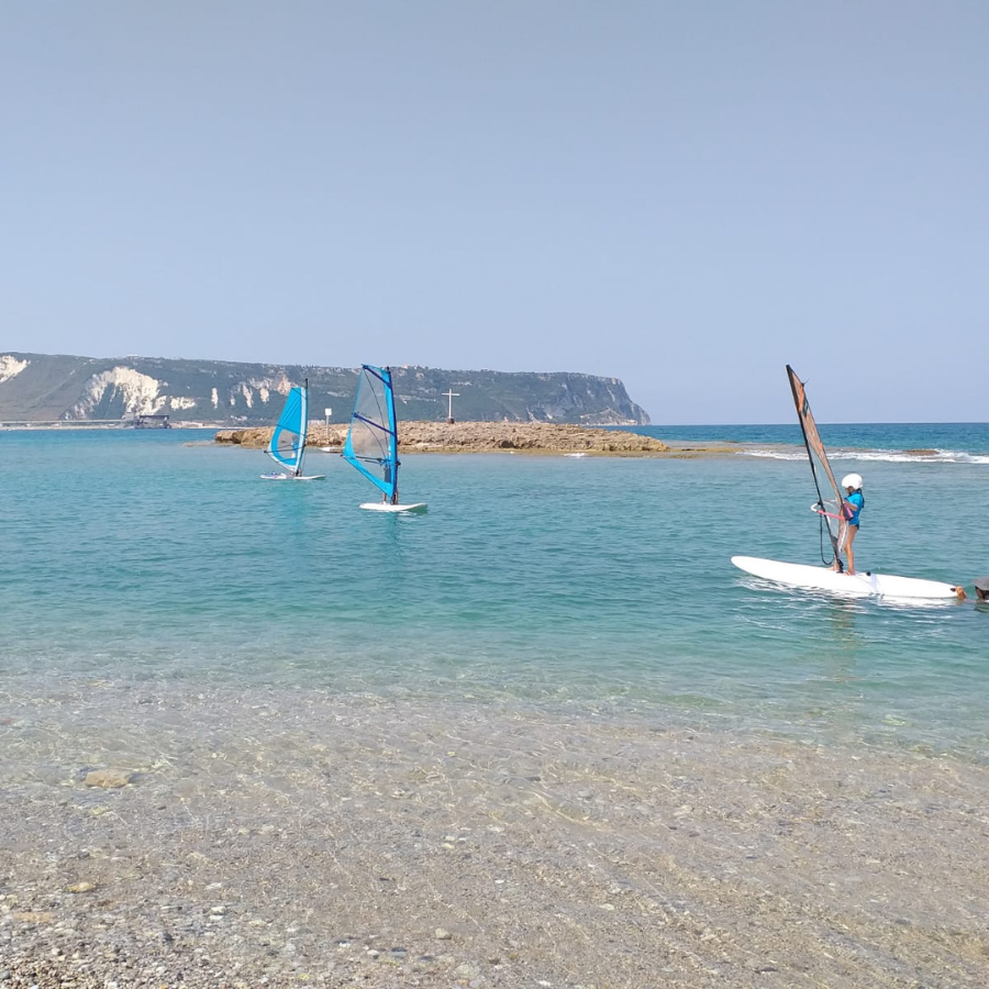 Windsurfing Lebanon