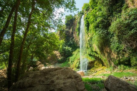 Hike to Kfarhalda Waterfalls