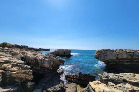 Central Guesthouse – Batroun