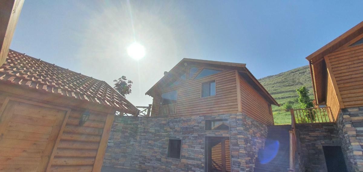 Wooden Bungalows – Faraya