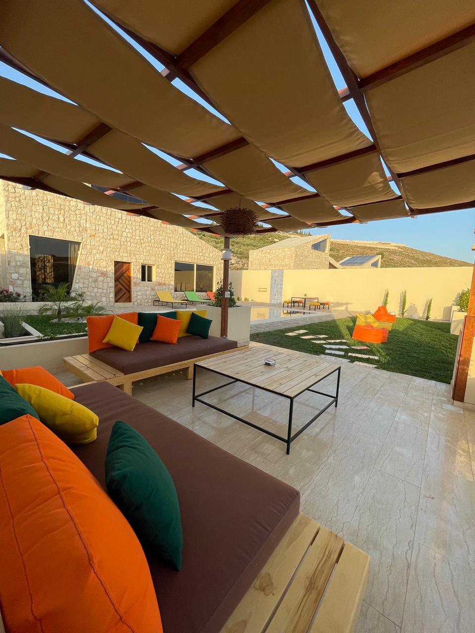 Villa with Private Pool – Houmine Fawqa, Nabatieh