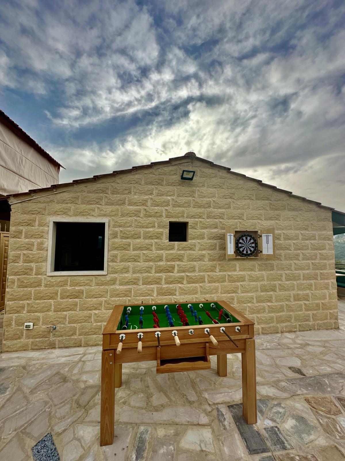 Chalets – Bqaatouta, Kfardebian