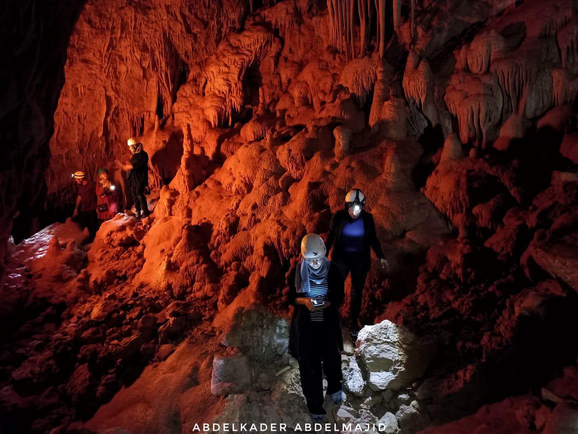 Caving in Wadi Mereih Grotto – Akkar