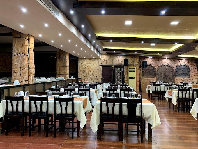 Jisr Rachiine Restaurant