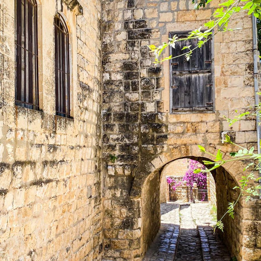 Old roads of Deir El Qamar