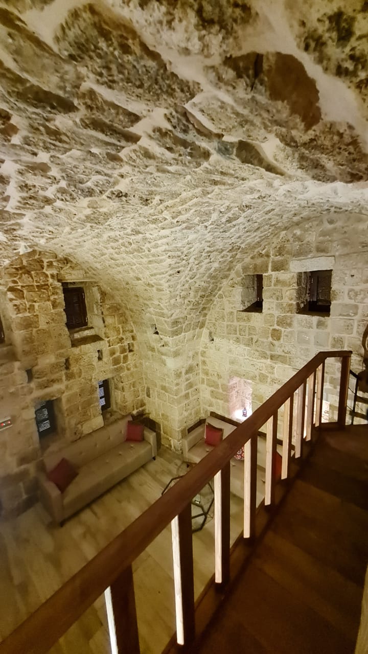 Authentic House – Jbeil