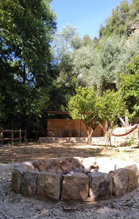 Stone Guesthouse with River Access – Jdeideh, El Chouf