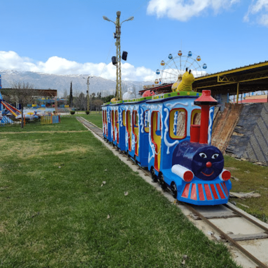 Jebjannine Wonderland Amusement Park