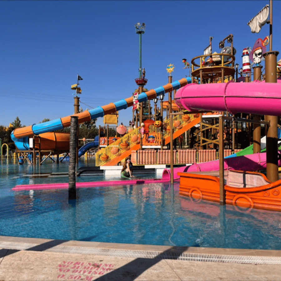 Mambo Beach and Waterpark