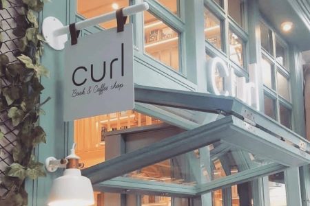 Curl Books & Coffee