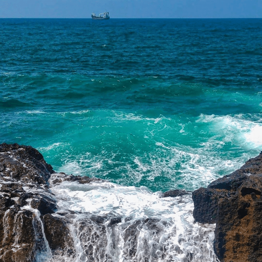 El Zireh Island