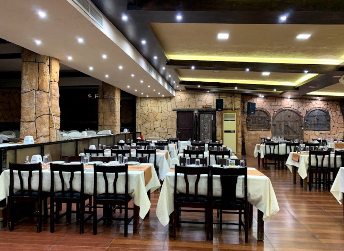 Jisr Rachiine Restaurant