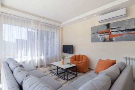 SMALL VILLA – Orange