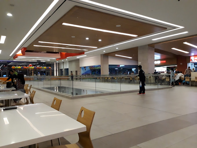 The Spot Mall Choueifat Foodcourt