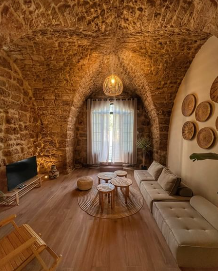 Bohemian Chalets – Jbeil