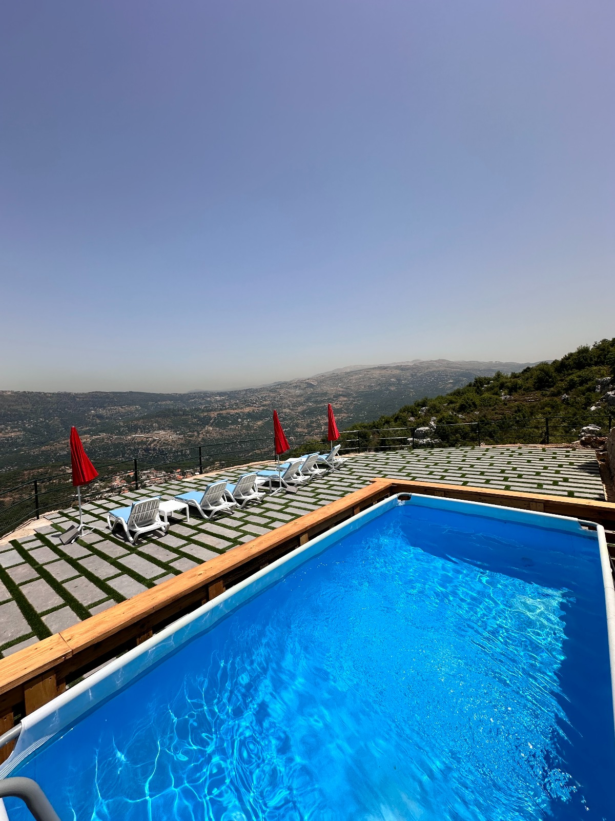 Stone House with Pool – Qornayel, Baabda