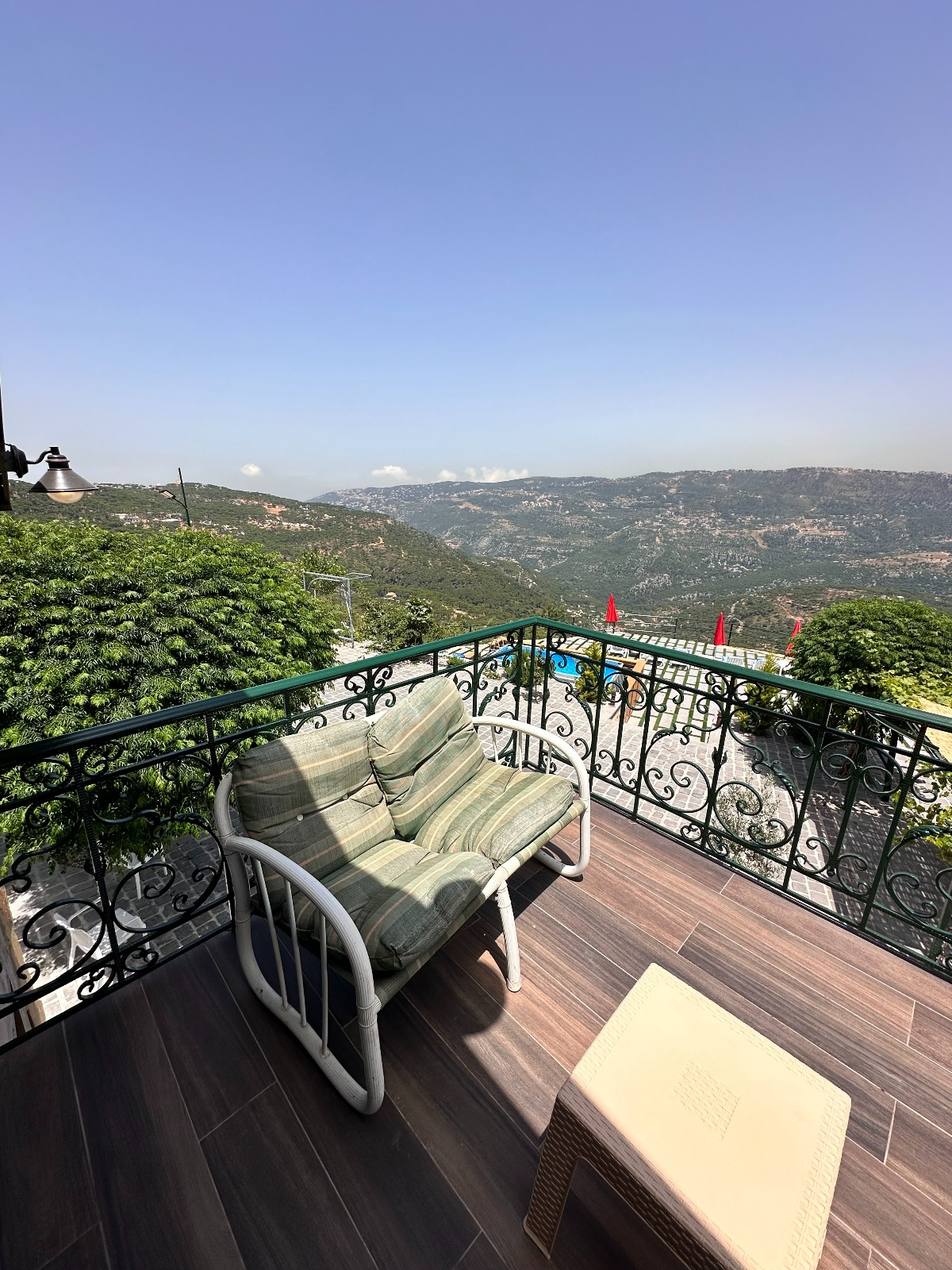 Stone House with Pool – Qornayel, Baabda