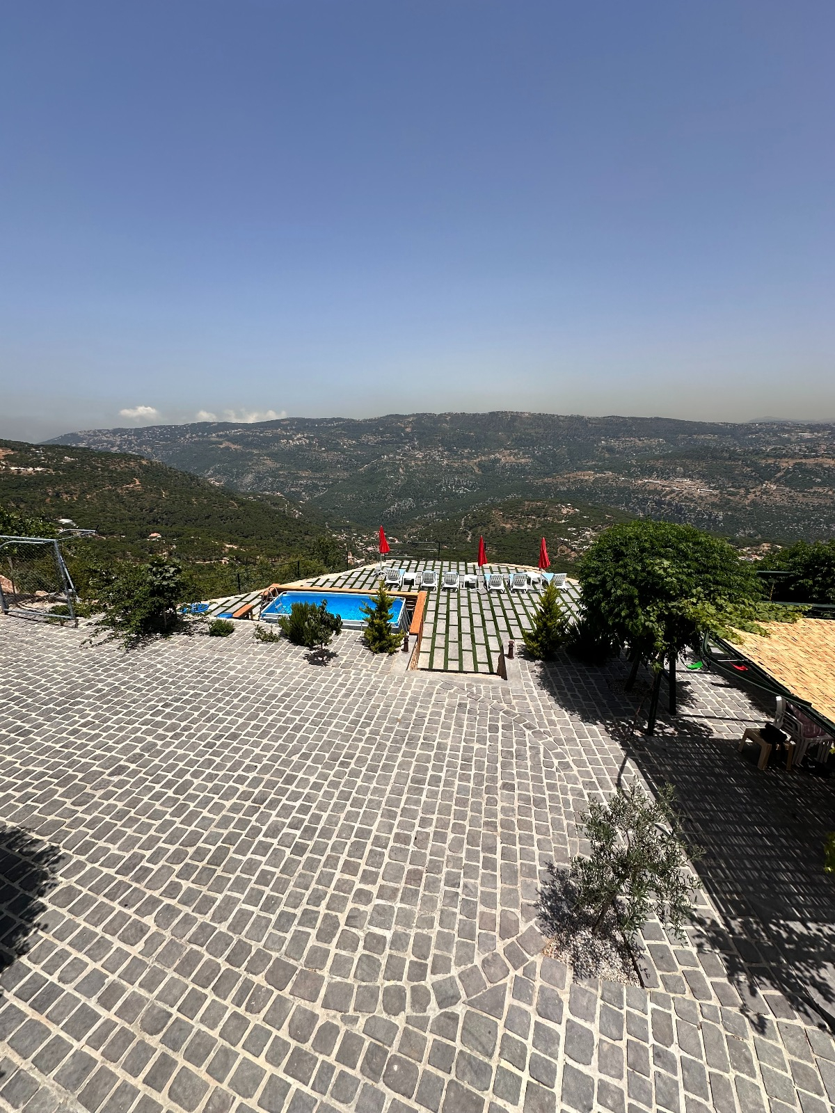 Stone House with Pool – Qornayel, Baabda