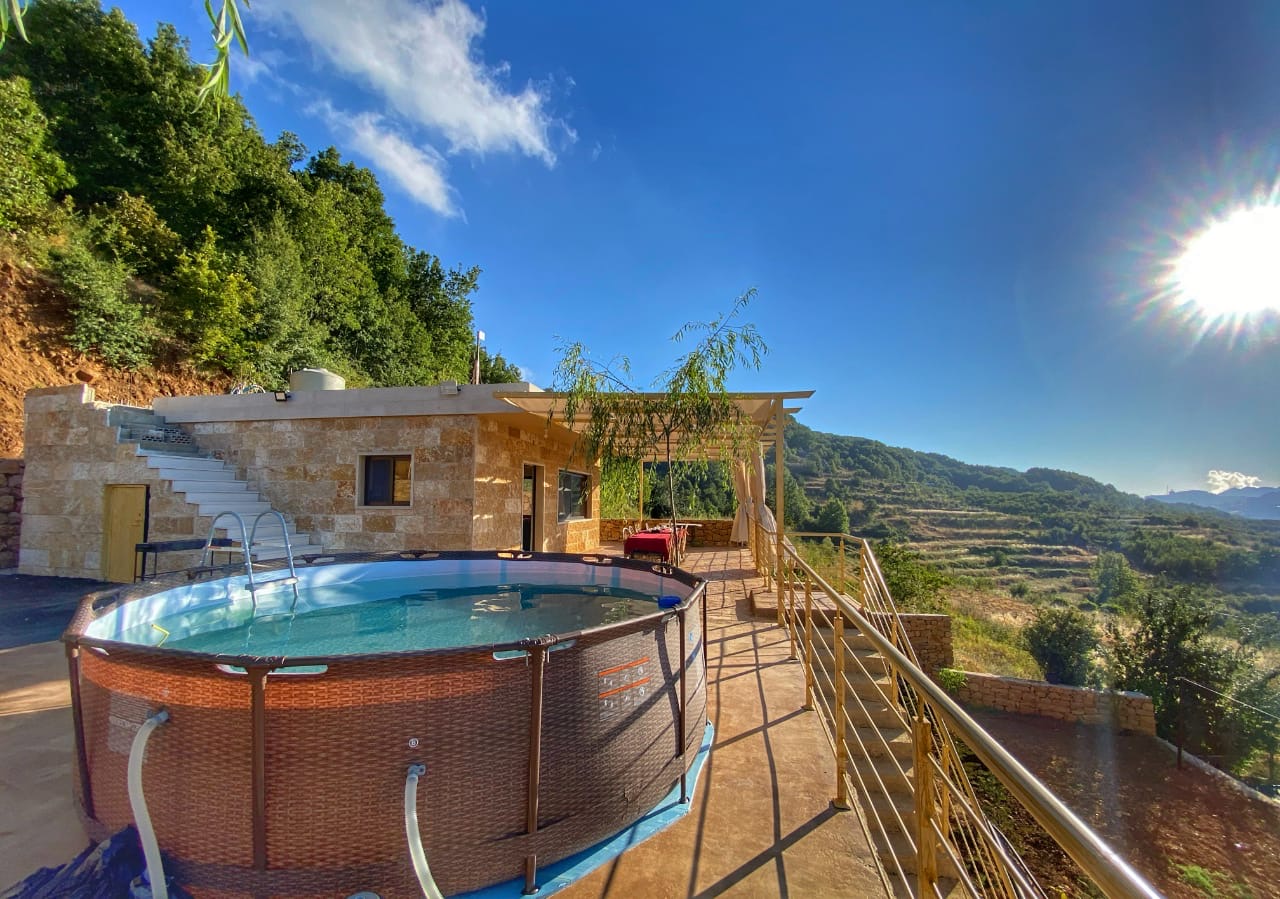 Stone Chalets with Pools – Hrajel, Kfardebian