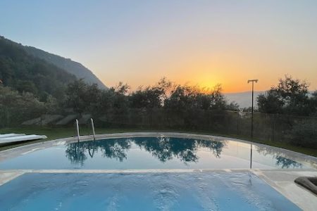 Villa with Pool – Zebdine, Jbeil